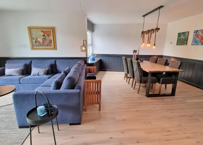 Dsw18 Luxury Apartment In The Centre With Beach Cabin